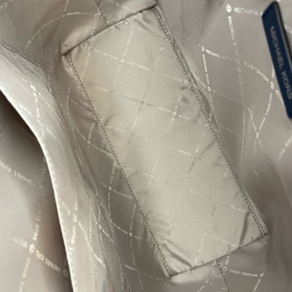 Michael kors top handle bag - Picture 7 of 9